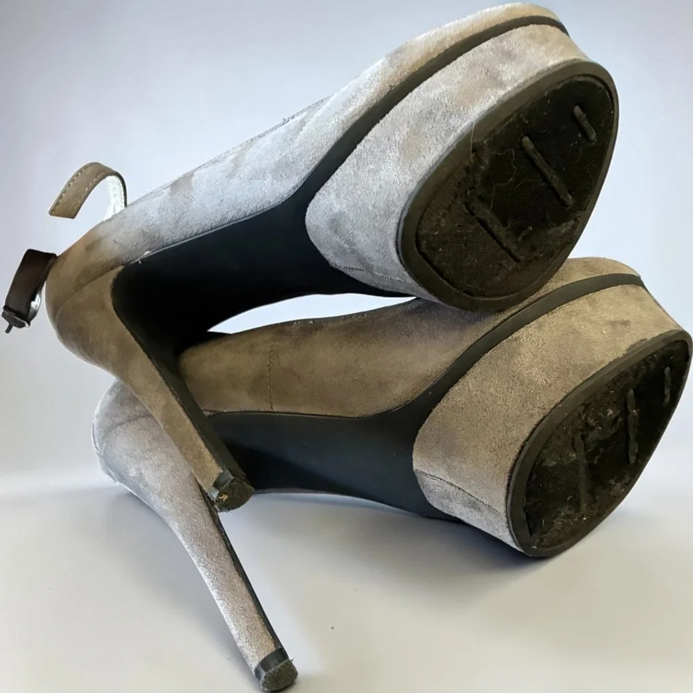 Zigi Soho Lavern Grey Faux Suede Platform Ankle Strap Pumps Heels Size 6.5